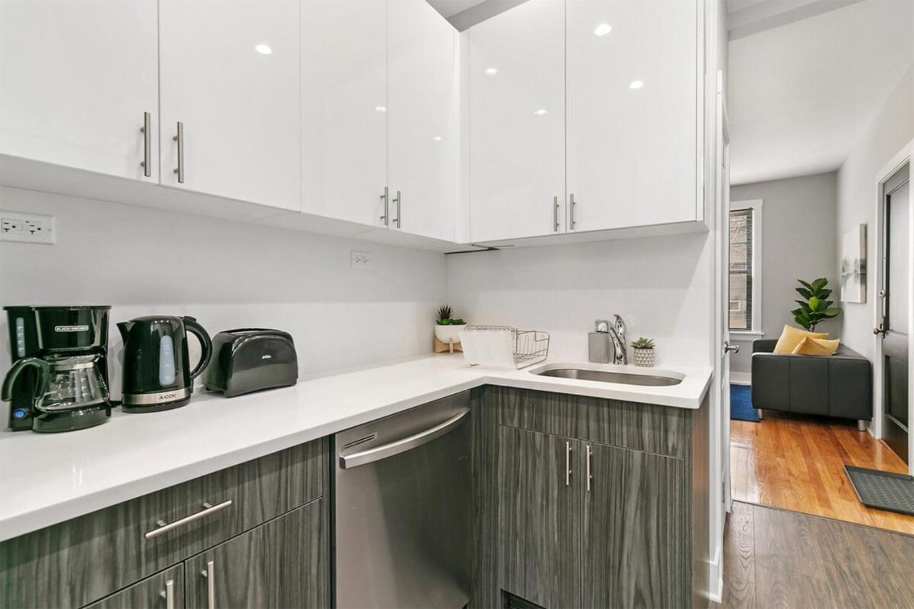 Captivating 1Br Apt With Full Kitchen - Belmont I4 Chicago Exterior foto